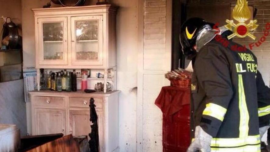 Va a fuoco la pizzeria dell’agriturismo