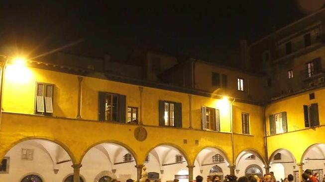 Piazza Vettovaglie, ferri corti tra commercianti e residenti