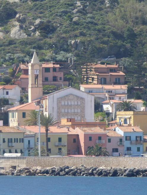 Turista colto da un infarto e assistito dalla motovedetta 