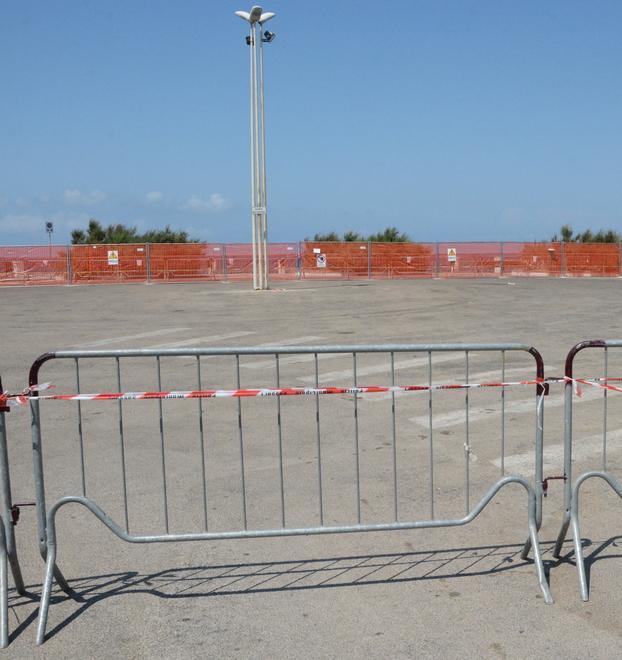 Recinzioni nella Rotonda e sulla spiaggia 
