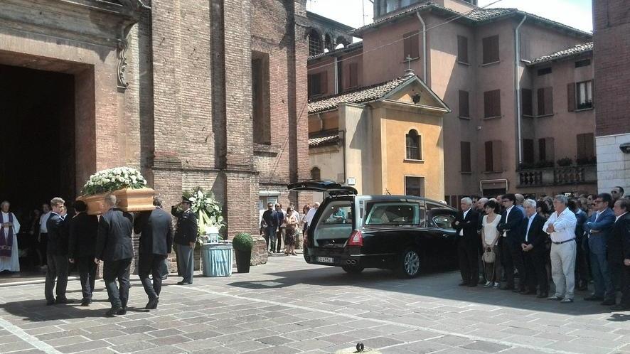 L’addio a Carlo Lucchese