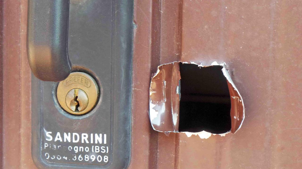 Ferrara, presi due componenti della banda dei garage