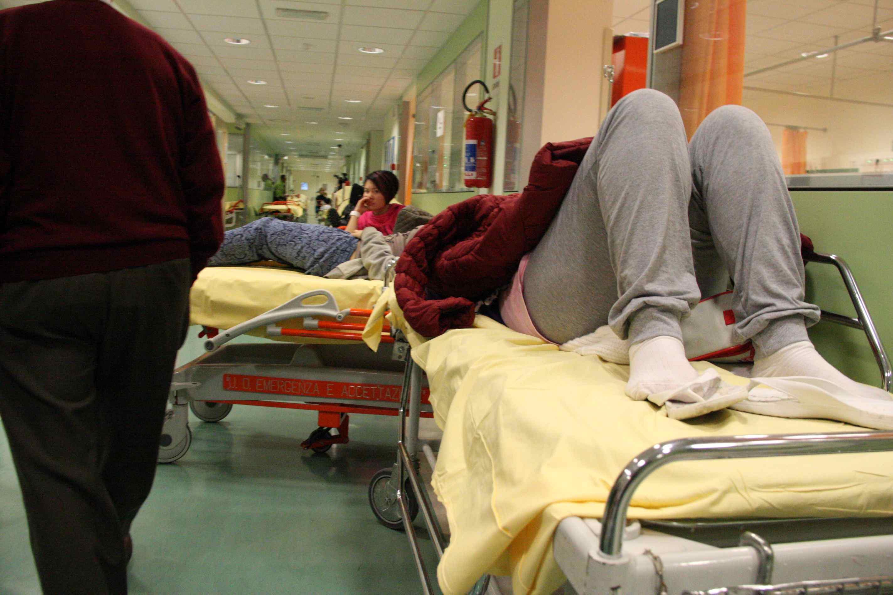 Pazienti in attesa al Pronto soccorso dell'ospedale di Prato