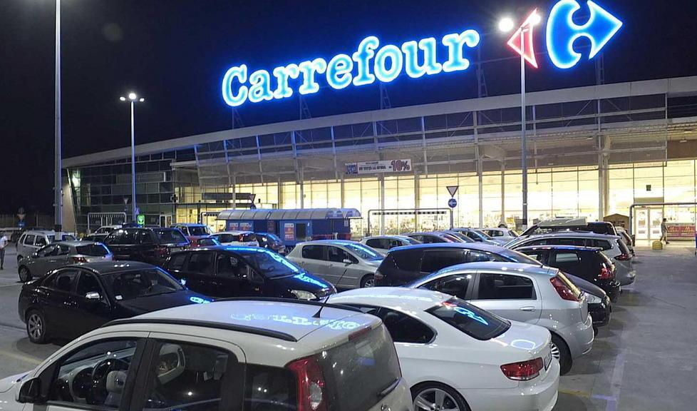 Al Carrefour dal 1° agosto si farà la spesa 24 ore su 24 