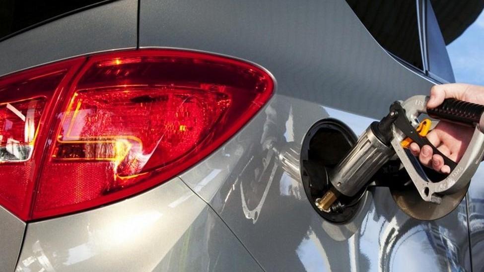 Auto a Gpl, arriva l’App che ti dà una mano