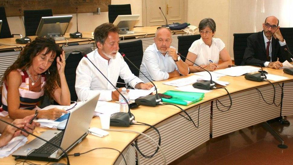 Ferrara, sanità in ansia per i tagli. Asl e S.Anna risparmiano