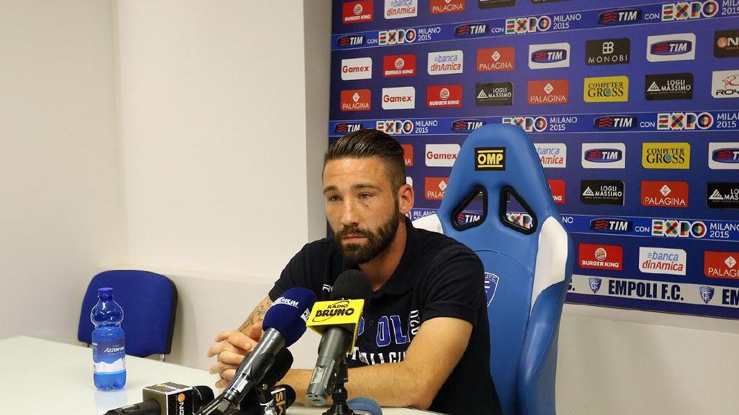 Si schianta con la Bmw di Mario Rui, si presenta alla Municipale il conducente