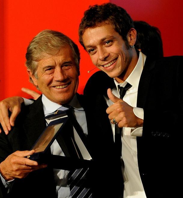 Il mitico Ago premiato in Versiliana 