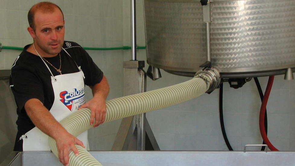 Siniscola, la protesta degli allevatori: «Fondi fermi a Roma»