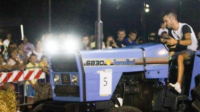 Una sfida fra trattori Matteo Govi batte il campione Valentini