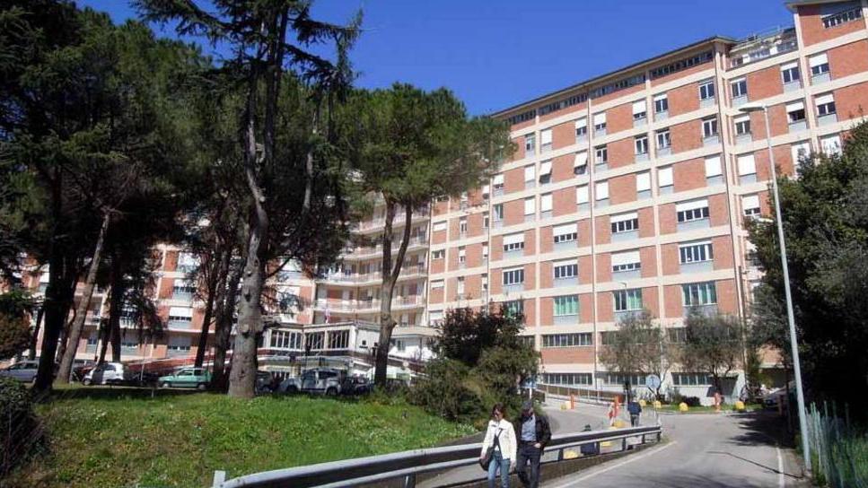 Massa, la Tac dell'ospedale torna in funzione