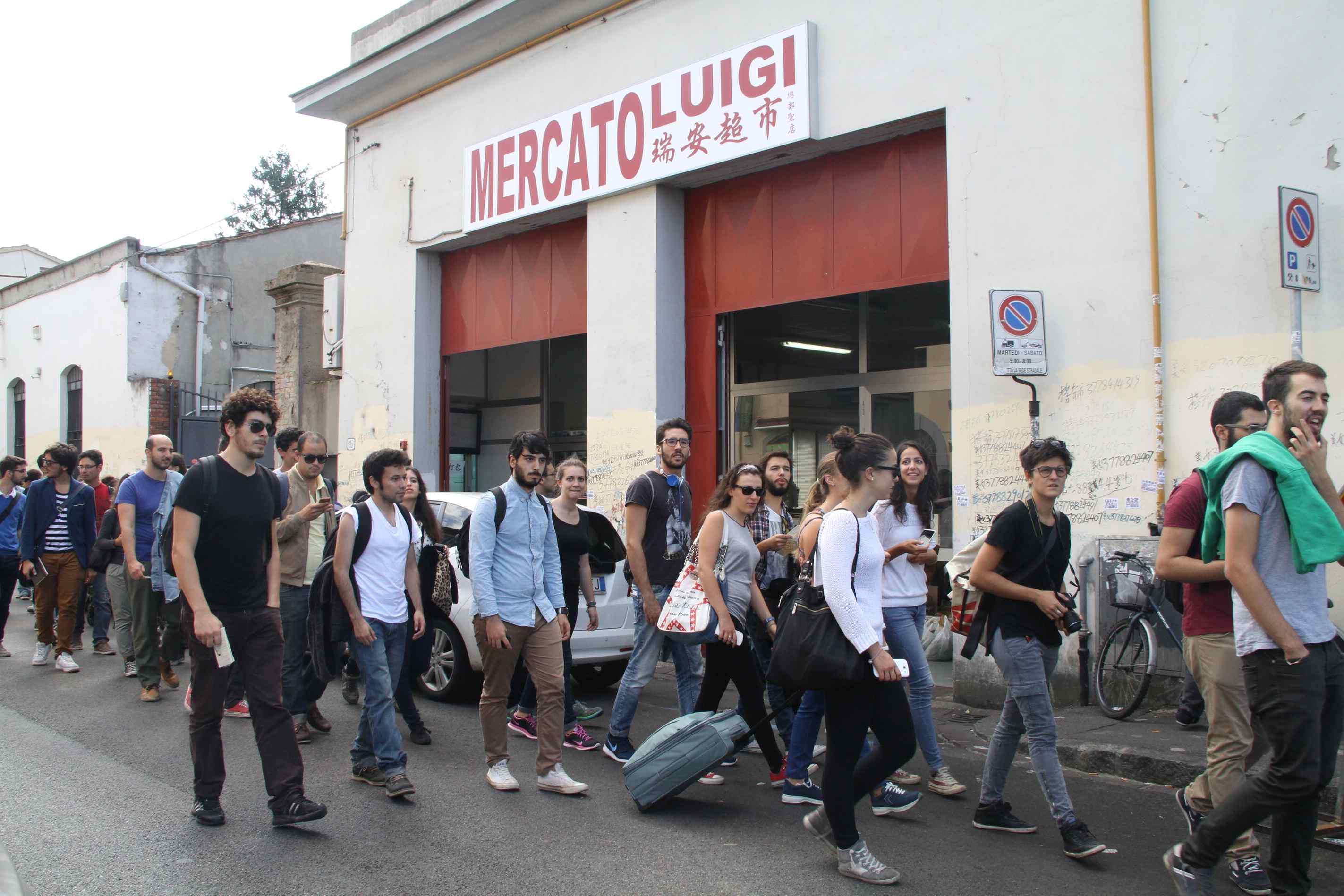 Gli studenti di Ferrara in visita al Macrolotto zero
