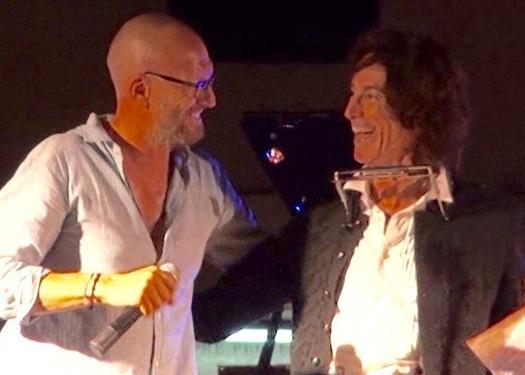 Antonacci sul palco con Alberto Fortis 