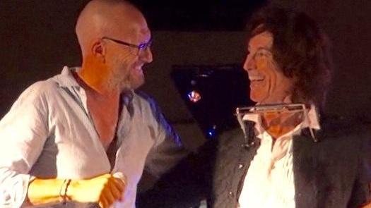 Antonacci sul palco con Alberto Fortis