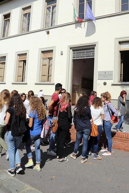 Valzer dei presidi: una decina di cambiamenti in provincia