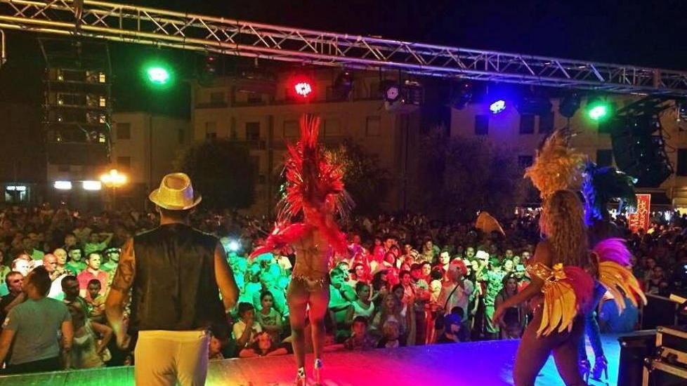 Carnevale d’estate, una festa doppia a Pontremoli