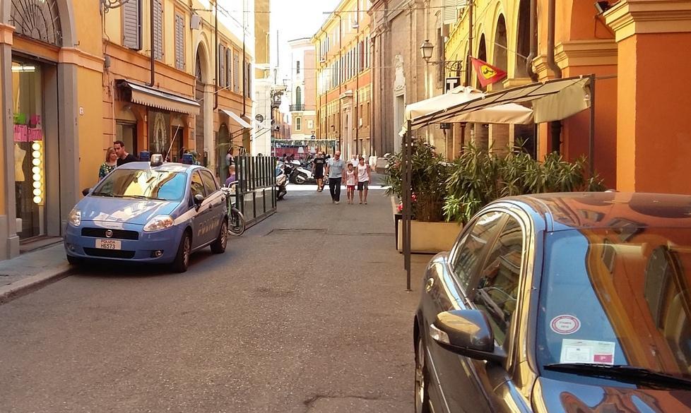 Sfratto in centro, interviene la polizia