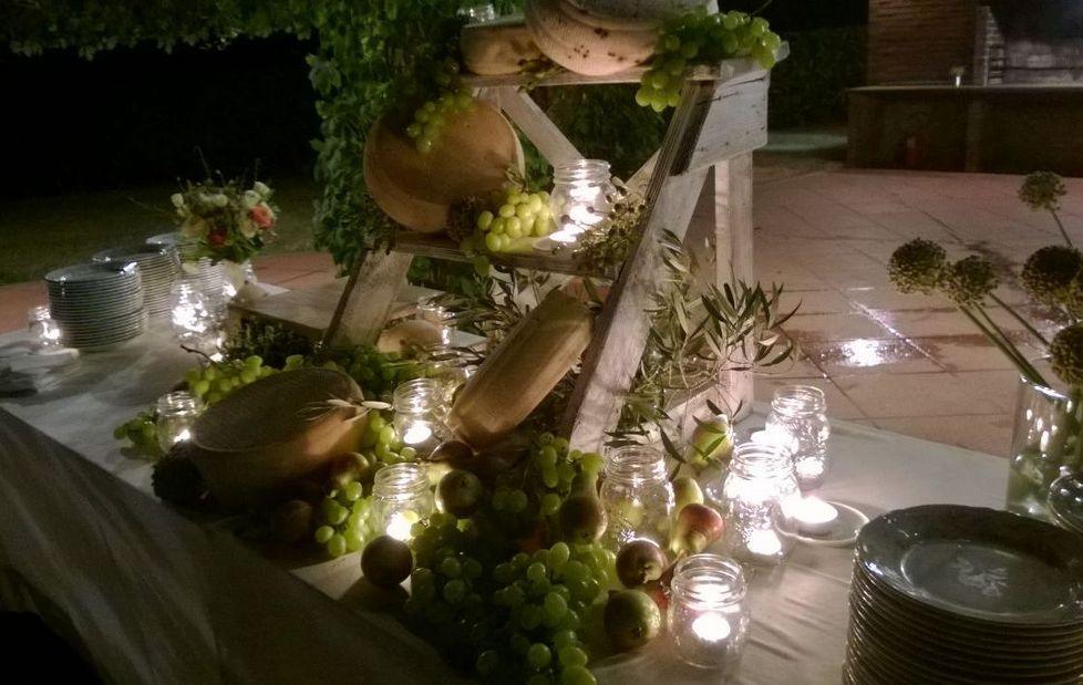 Dalla Malesia sul Colle per una torta nuziale fatta con forme di pecorino a vapore 