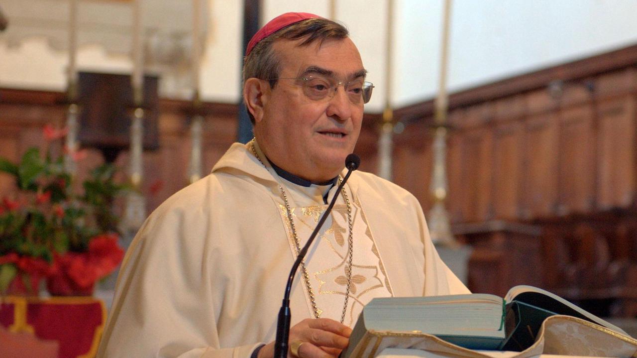 Il vescovo di Prato, monsignor Franco Agostinelli