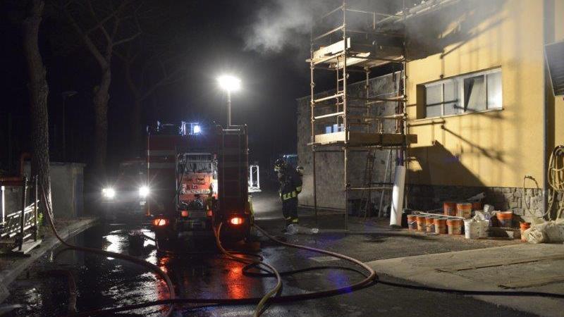 L'incendio alla centrale Enel di Capraia