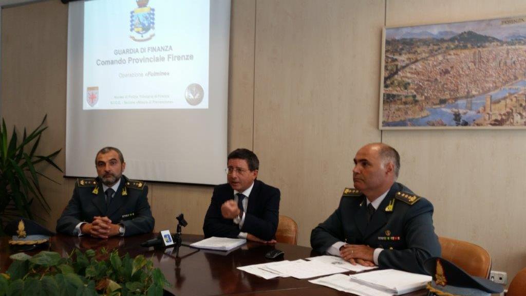 Gli inquirenti nella conferenza stampa in cui annunciano la confisca