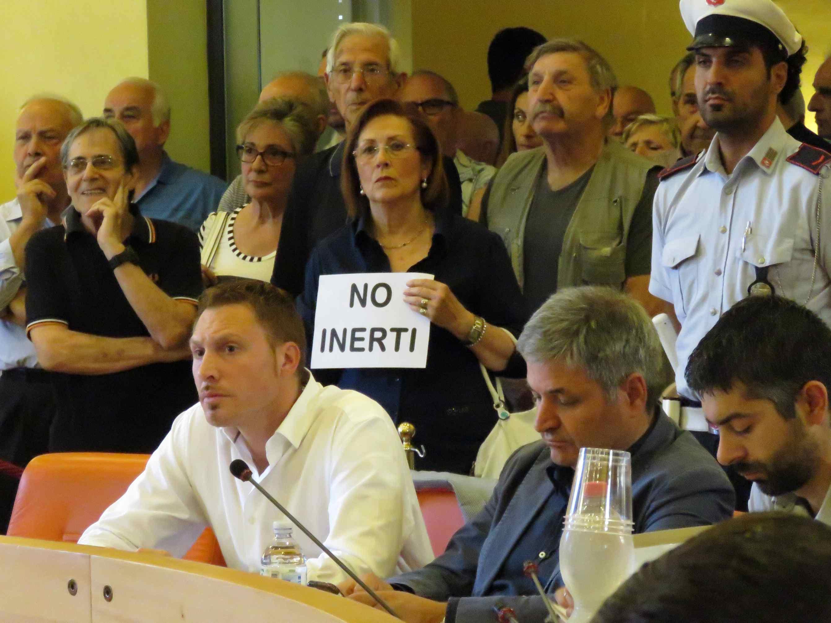 Una protesta del Comitato di Casale in consiglio comunale