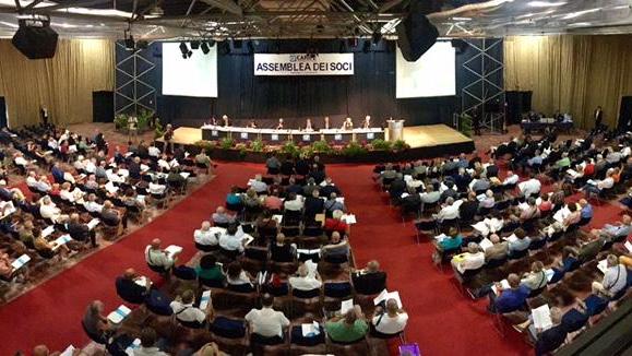 Carife, sì dell'assemblea al salvataggio