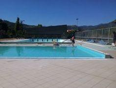 Piscina, la gara salta. In bilico l’apertura 