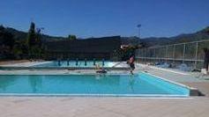 Piscina, la gara salta. In bilico l’apertura