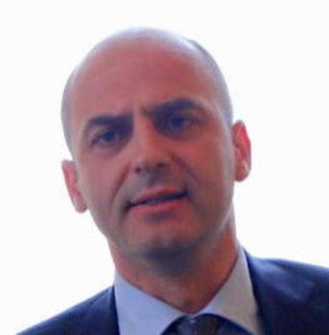Ex direttore Asl prende la pensione ma anche lo stipendio 