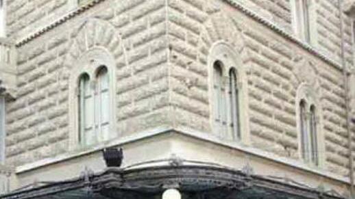 Coppia di nonnini ruba il telefonino a una dodicenne