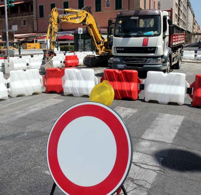 Finiti i lavori, oggi pomeriggio apre via Grande