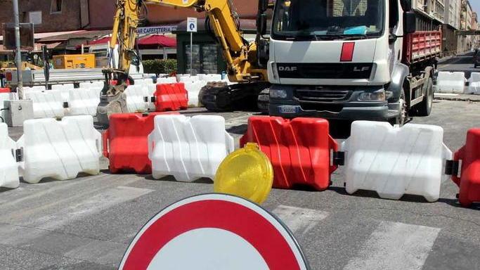 Finiti i lavori, oggi pomeriggio apre via Grande