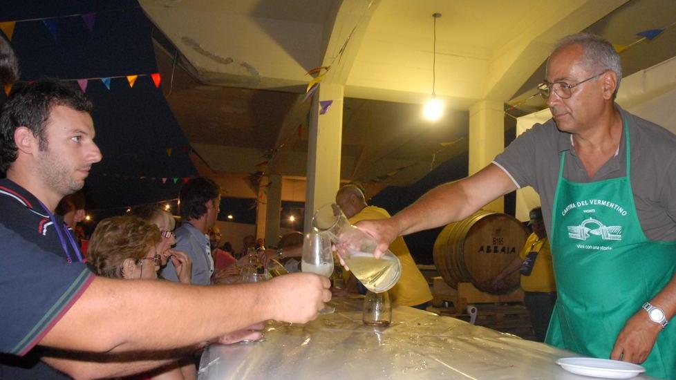 Sagra del vermentino domenica a Monti l’assalto dei visitatori