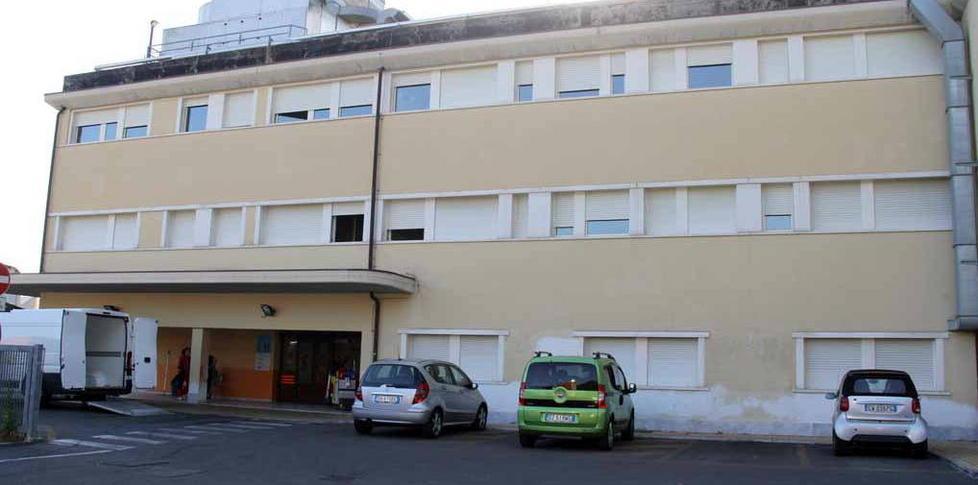 Neonato morto in reparto, indagato un ginecologo 