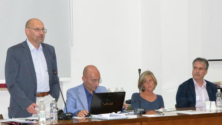 Tasse, Massa Marittima non riduce ma fa le rate