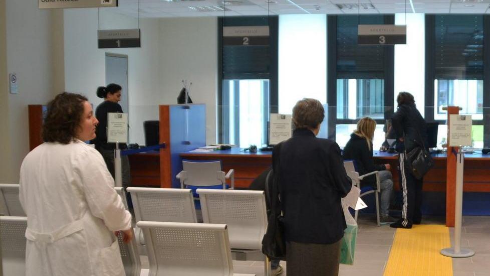 L’Asl: niente tagli al servizio di oncologia