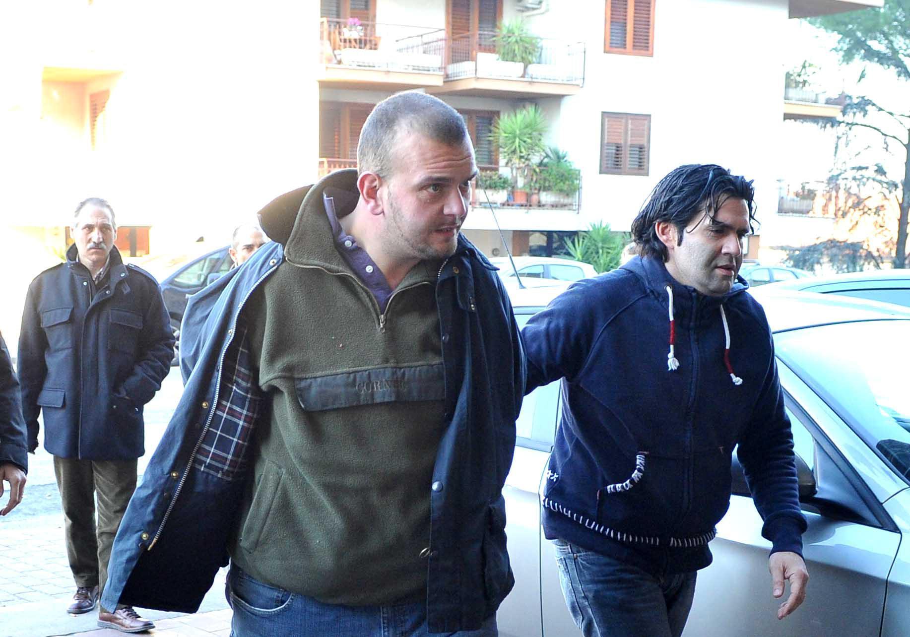 Lorenzo Bifolchi subito dopo l'arresto nel dicembre 2011