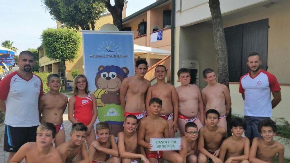 Pallanuoto: la Arno chiude in bellezza