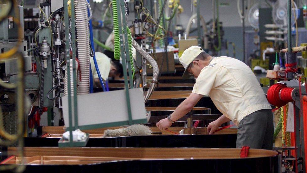 Industria pisana, timidi segnali di ripresa