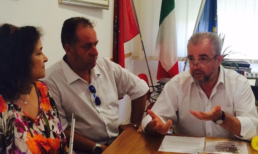 Ecco il posacenere ecosolidale 