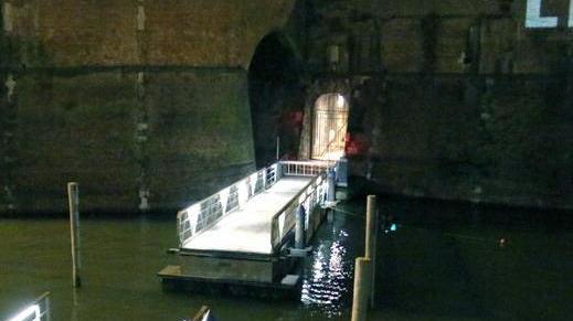 Il ponte chiuso: una nota stonata ad Effetto Venezia