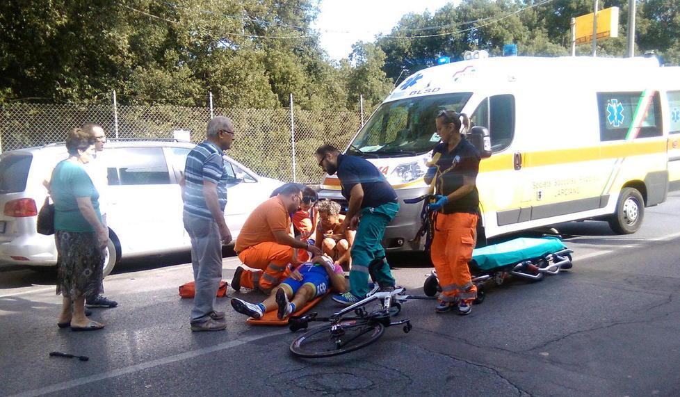 Incidente in via Verdi, ciclista ferito