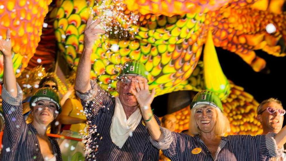 Tre notti con il Carnevale estivo Sarà un Ferragosto di coriandoli