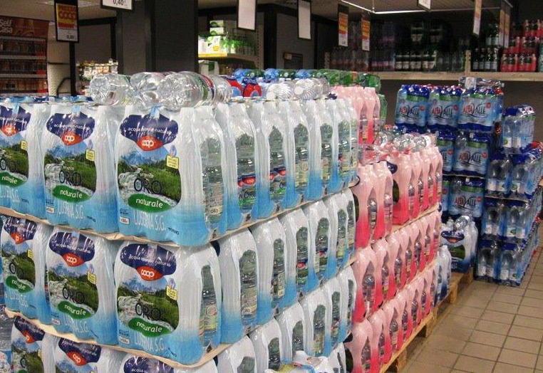 Per l’Elba 18 milioni di bottiglie d’acqua 