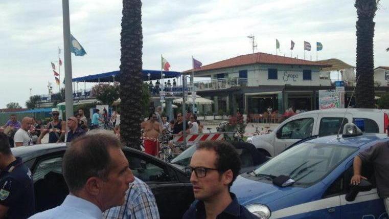 I sindaci della Versilia: subito rinforzi da Roma