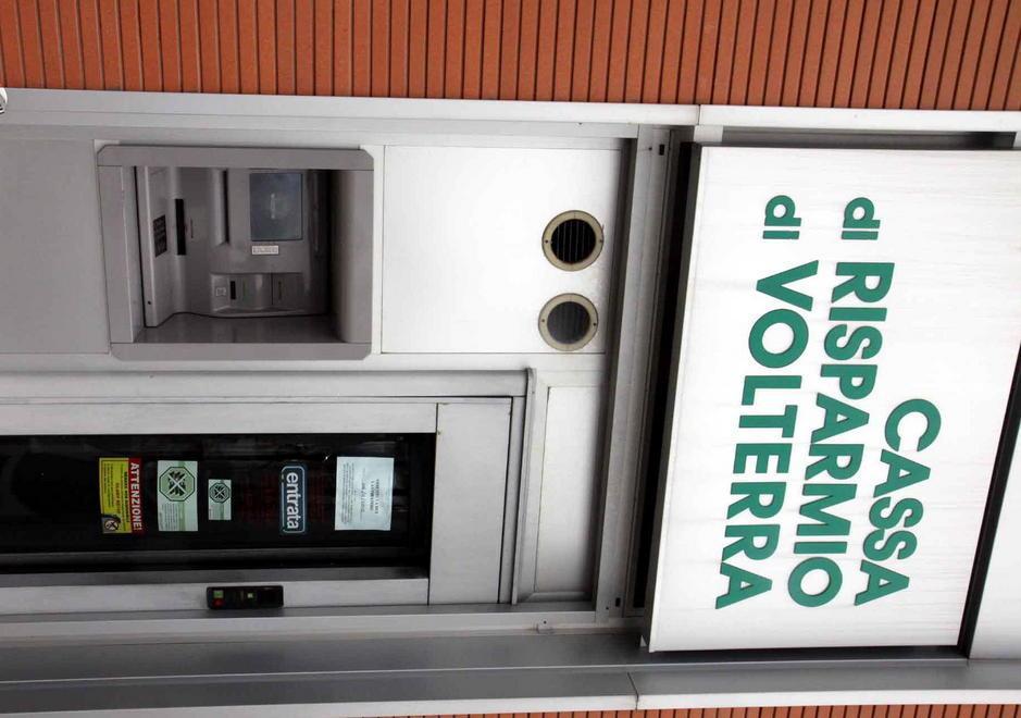 La banca lo risarcisce dopo il furto del bancomat 