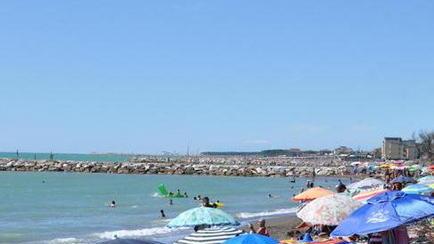 Già 5 interventi in spiaggia trovate 2500 patacche