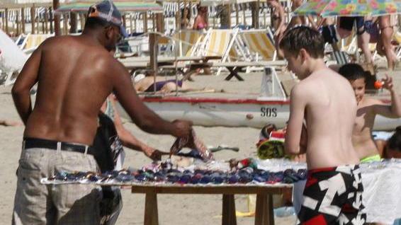 Mallegni sceriffo guida i vigili contro gli abusivi