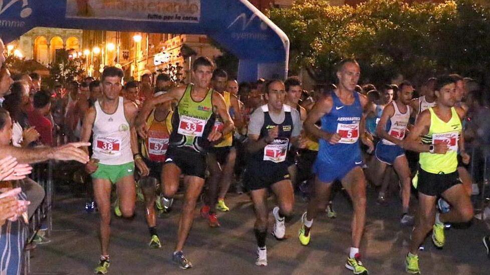 I keniani corrono veloce e attraversano le mura